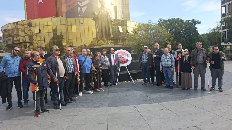 Aydın’da engelsiz yaşam için toplumsal duyarlılık çağrısı: “Beyaz baston özgürlüktür!”