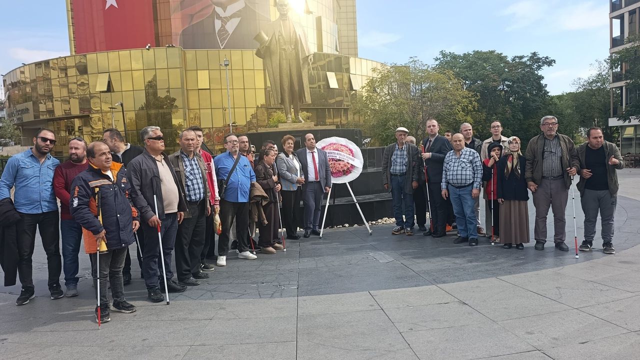 Aydın’da engelsiz yaşam için toplumsal duyarlılık çağrısı: “Beyaz baston özgürlüktür!”