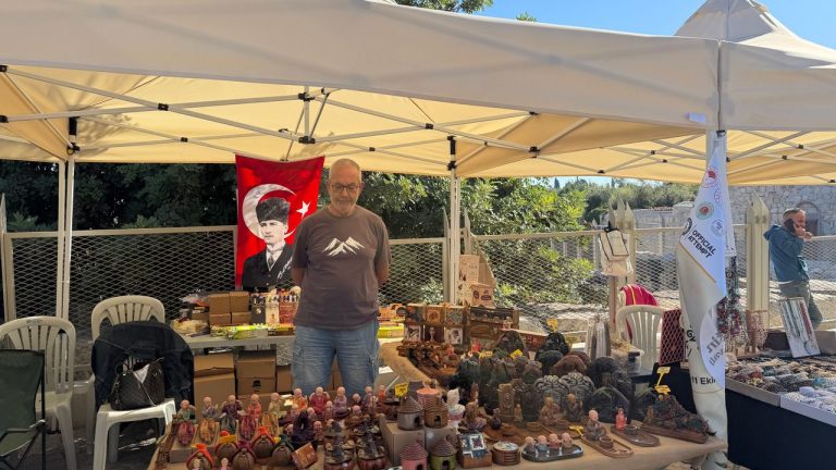 Aydın'da emekli maaşına ek gelir buldu! Evinde üretip satıyor