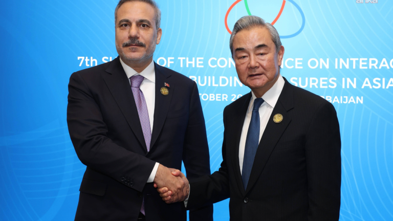 Dışişleri Bakanı Fidan, Çinli mevkidaşı ile görüştü