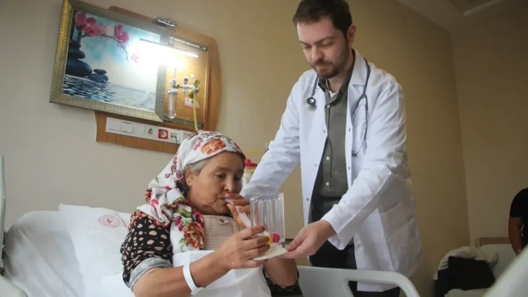 Nazilli'de tarihi kalp ameliyatı
