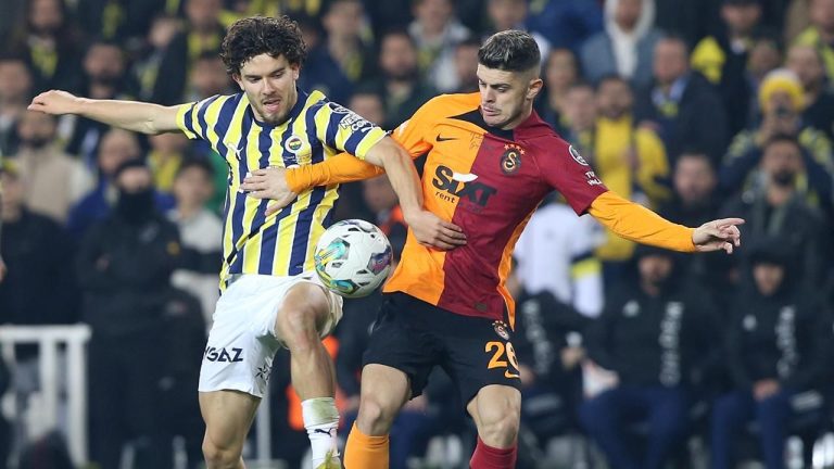 Galatasaray 7 kişiyle Fenerbahçe'yi 7-0 yendi mi?