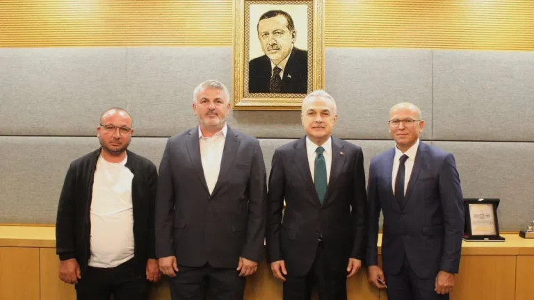 AK Partili Savaş, talepleri Meclis'te dinledi