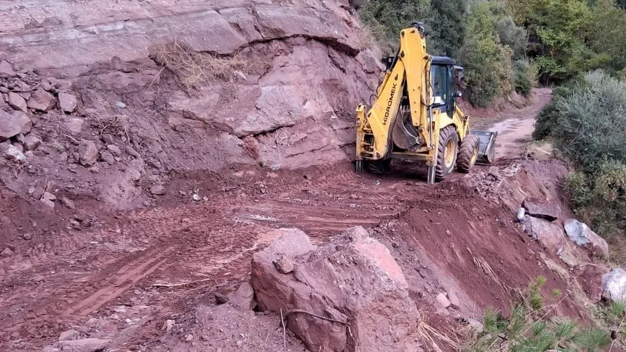 Efeler Belediyesi yolları anında açtı