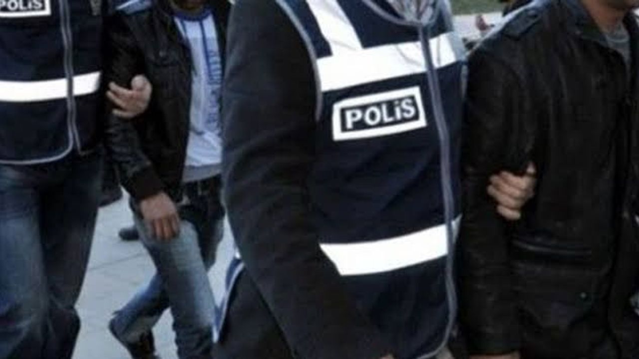Aydın'da kolluk kuvvetlerinin konumunu paylaşan 8 şüpheli gözaltında
