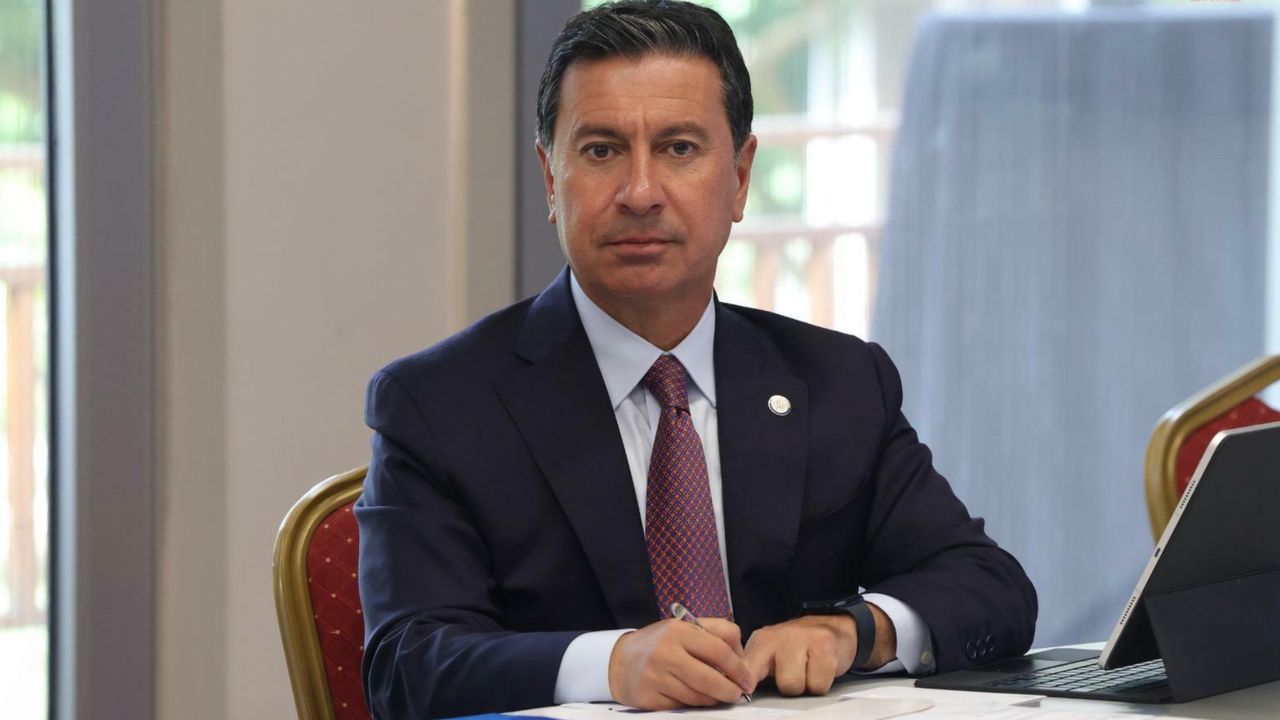 Muğla Büyükşehir Belediye Başkanı Ahmet Aras CHP’den istifa etti