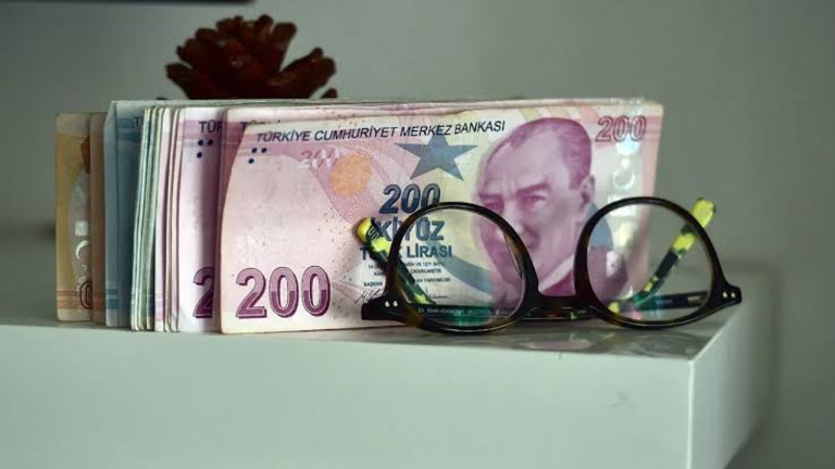 Memurların fazla mesai ücretine zam geliyor! 2027’de yeni tarife belli oldu