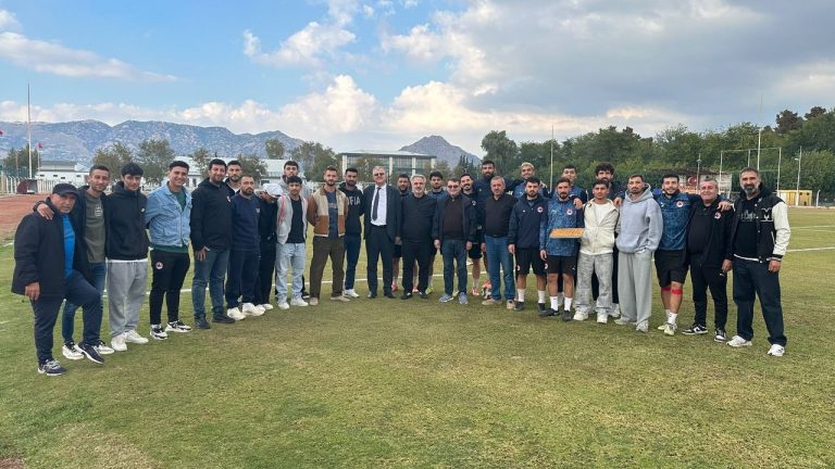 İncirliova Belediyespor’a derbi öncesi baklavalı moral