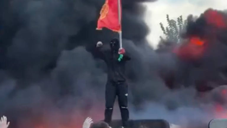 Arnavutluk'ta öğrenci protestoları ülke geneline yayıldı