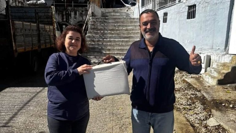 Çerçioğlu’ndan muhtarlara anlamlı jest