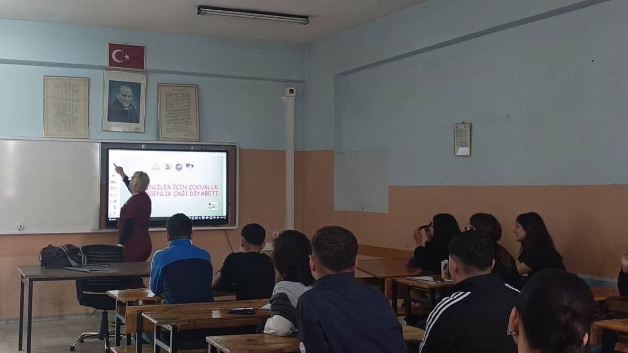 Öğrenciler diyabet ve obeziteye karşı bilgilendirildi