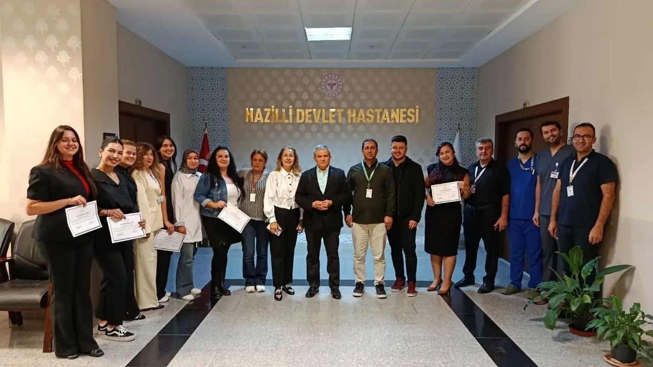 Nazilli'de acil bakım hemşireleri sertifikalarını aldı