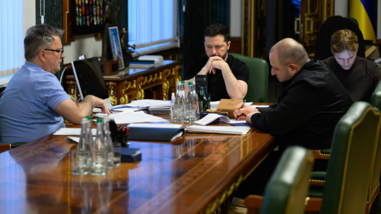 Zelenskiy, Trump’ın temsilcileri Witkoff ve Kushner ile görüştü