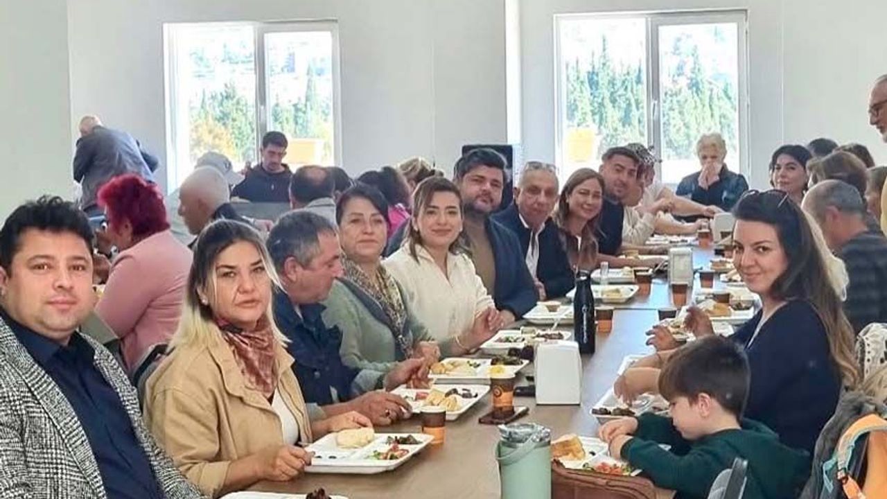 CHP Kuşadası’ndan dayanışma mesajı: Toplumsal birlikteliği büyütmeye devam edeceğiz