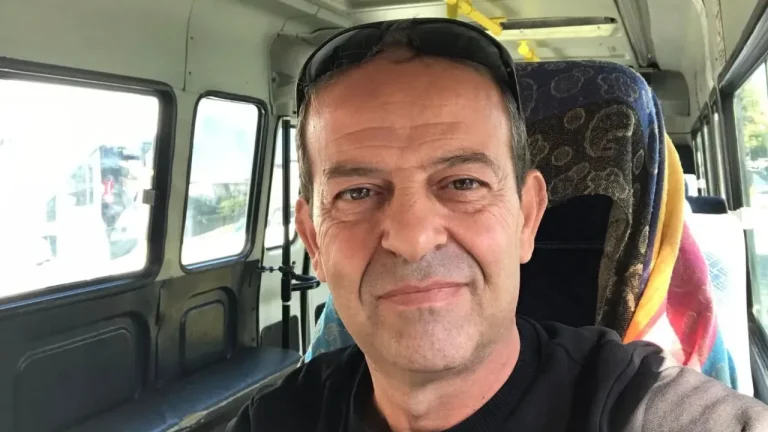 Kuşadası'nda minibüsler eski başkanından acı haber