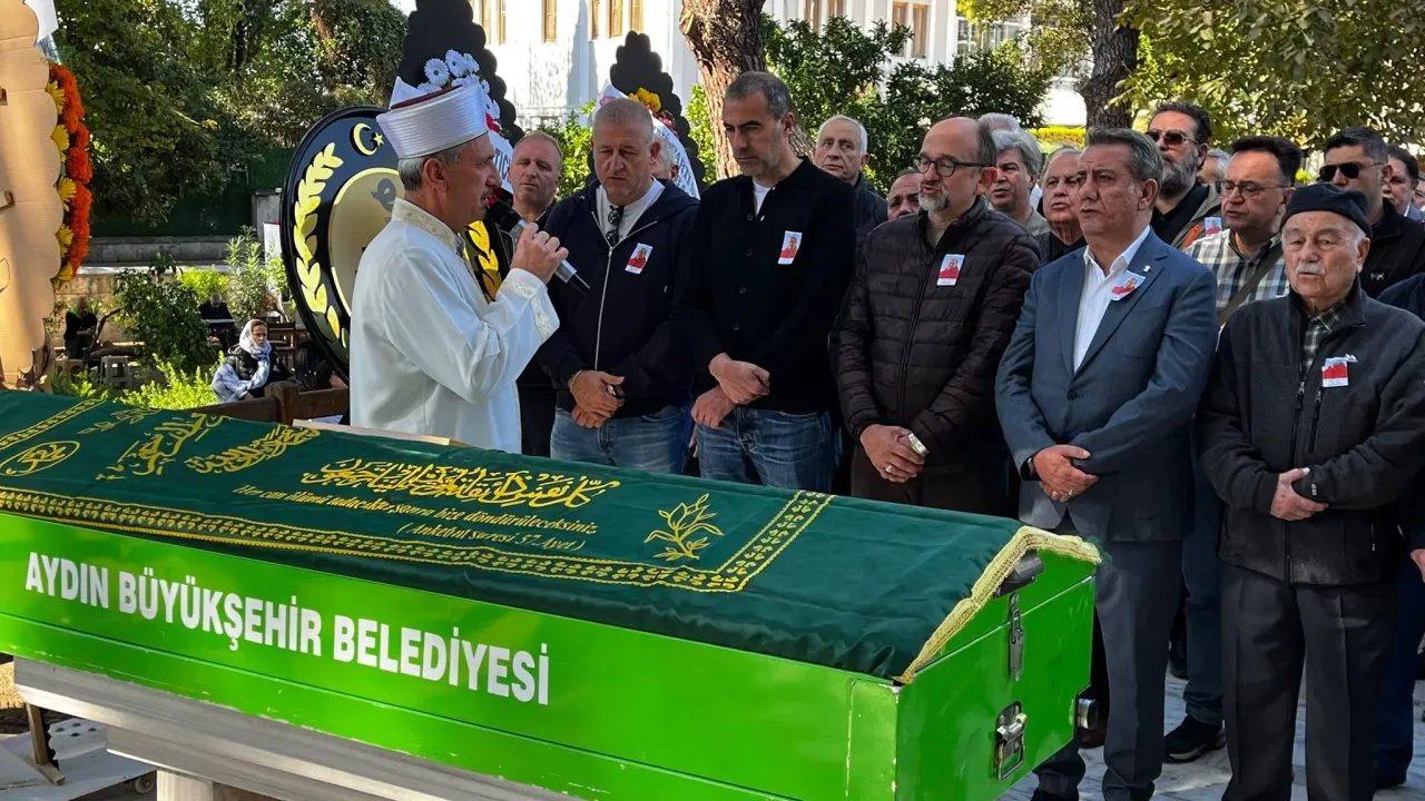 Çakaloğlu dualarla uğurlandı