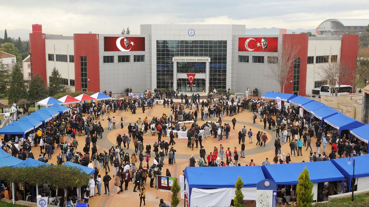 ADÜ'de öğrenci toplulukları yeni üyelerini bekliyor