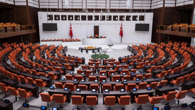 Emekliler için yeni yasa teklifi