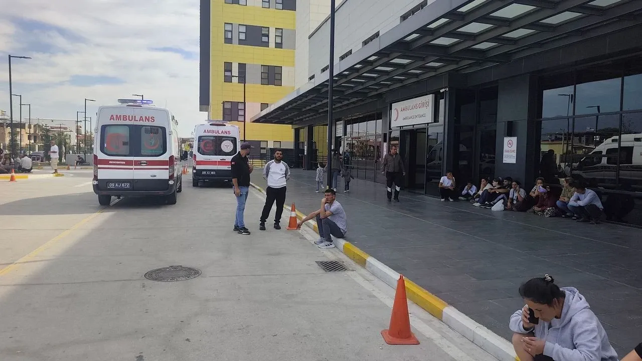 Efeler'de fabrikada zehirlenme paniği