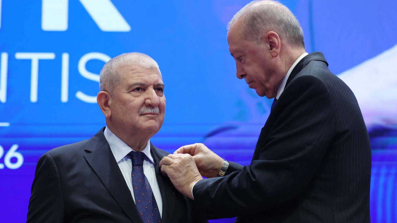 AK Parti'ye katılan Torun, AK Parti Genel Başkan Danışmanı olarak atandı