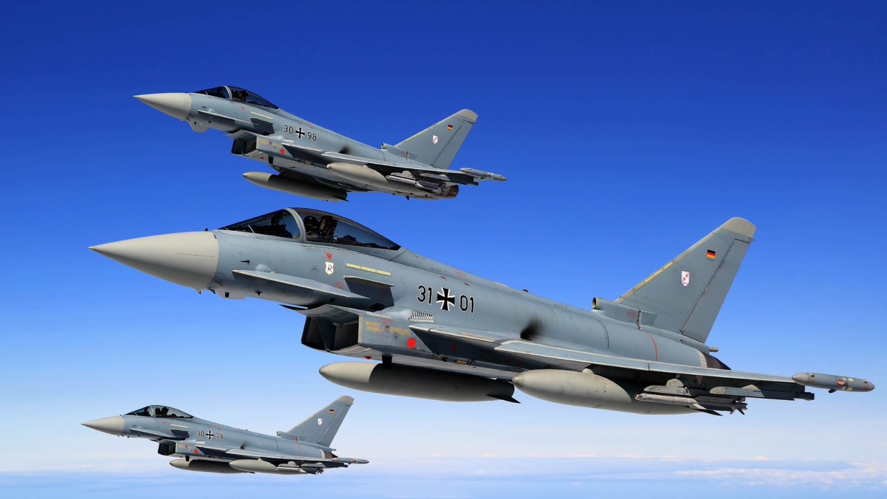 İngiltere, Suudi Arabistan’a savaş uçakları gönderiyor