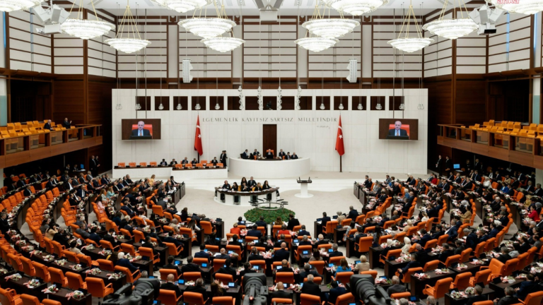 Fonların tasfiyesine ilişkin kanun teklifi TBMM gündeminde öne çekildi