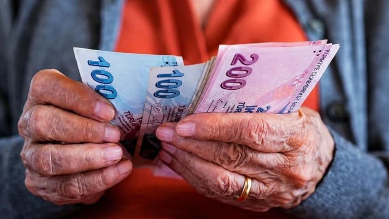 Emekli maaşlarında yeni gelişme! Bütçedeki ayrıntı gündem oldu
