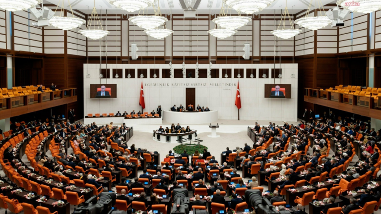 Yatırım fonlarının tasfiyesine ilişkin kanun teklifinin ilk bölümü üzerine görüşmeler tamamlandı