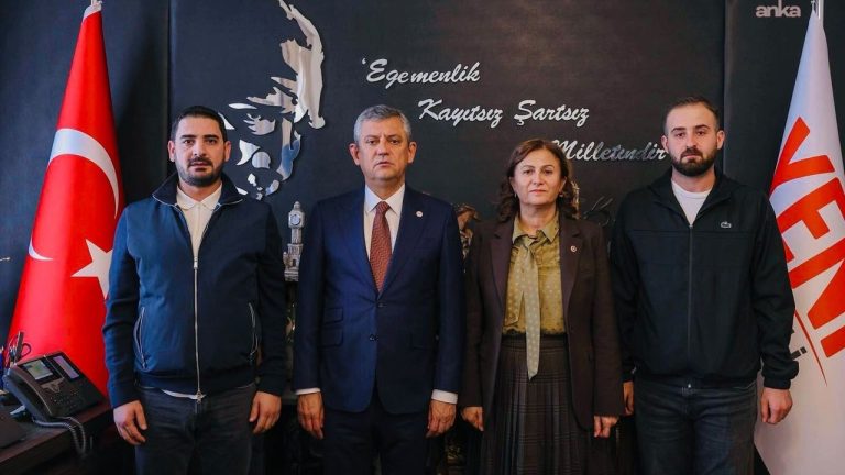 Narin Güran'ın ailesinden Özgür Özel'e ziyaret
