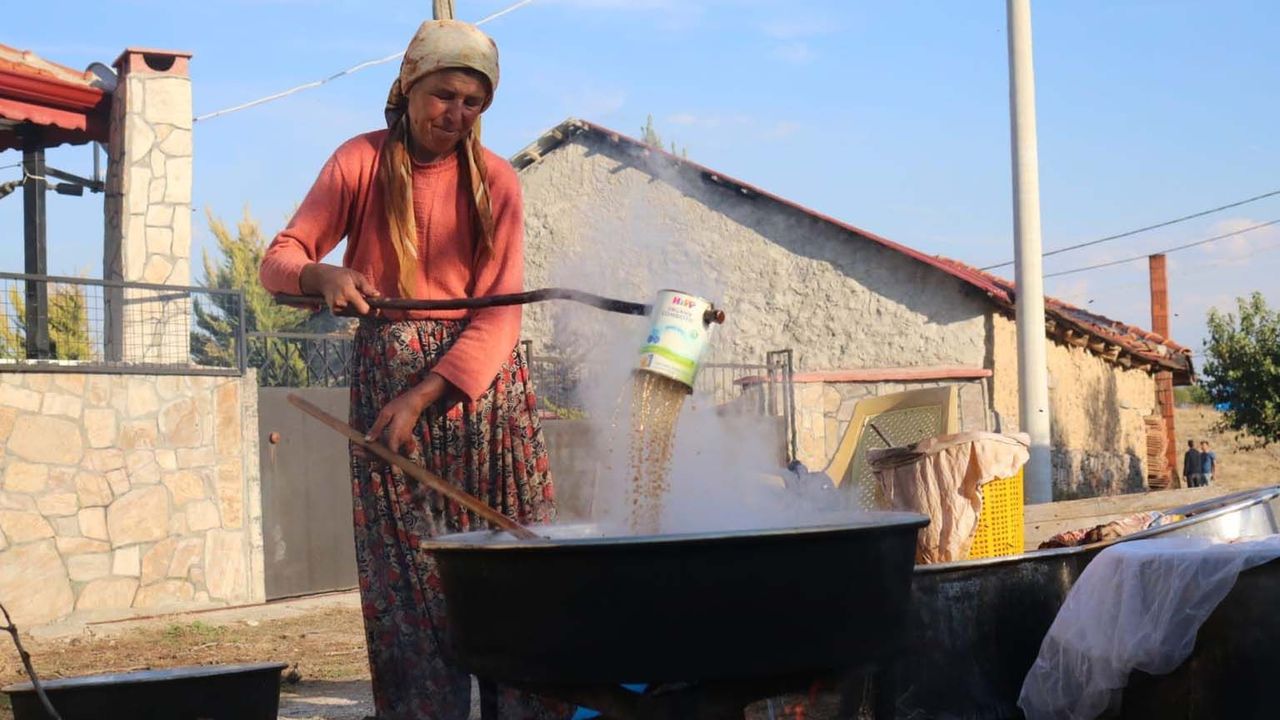 Kazanlar kaynamaya başladı