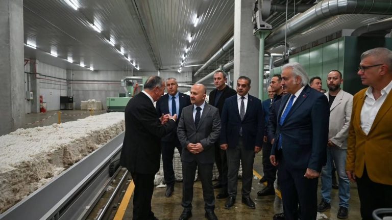 Vali Varol, Aydın'ın tarımsal zenginliğine sahip çıkıyor