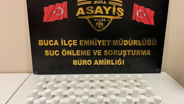Buca’da uyuşturucu operasyonu: 5 gözaltı