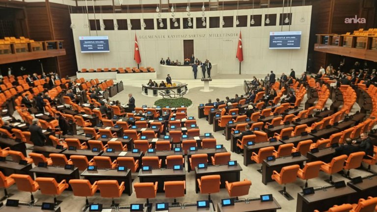 TBMM Genel Kurulu'nda fon düzenlemesinin ilk beş maddesi kabul edildi