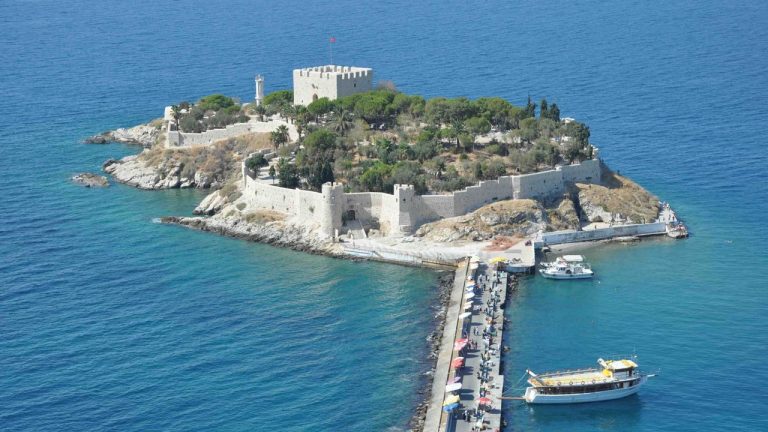 Kuşadası’nın simgesi UNESCO’da kalıcı listeyi bekliyor