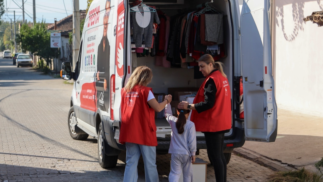 Efeler Belediyesi Mobil Destek Aracı, İmamköy'de hizmet verdi