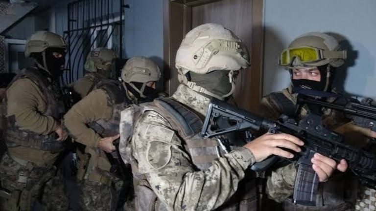 Aydın'da 60 adrese dev uyuşturucu operasyonu! Gözaltı sayısı 50'ye yaklaştı