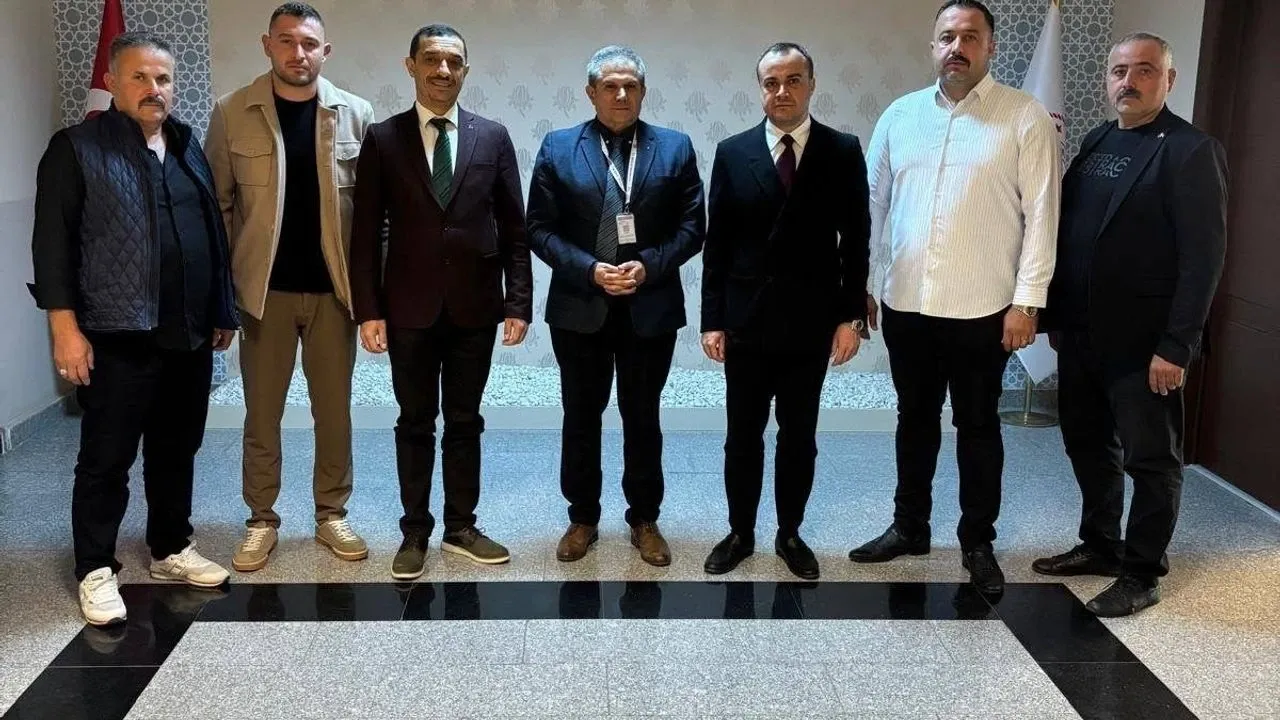 MHP Nazilli’den Başhekim Aygören’e ziyaret