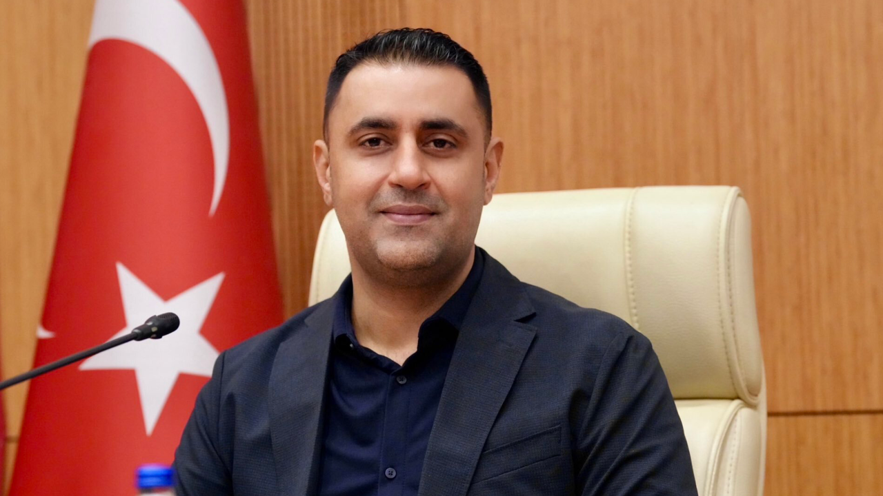Çukurova Belediye Başkanı Emrah Kozay'a tutuklama